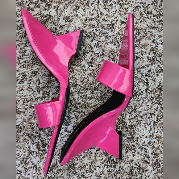 Pink wedge-heel shoes, sz 9 - Picture 2 of 4